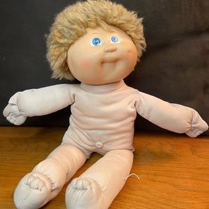 Vintage Coleco Cabbage Patch Kid Doll 1982 Blonde Hair Blue Eyes
